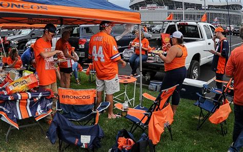 Tailgate .